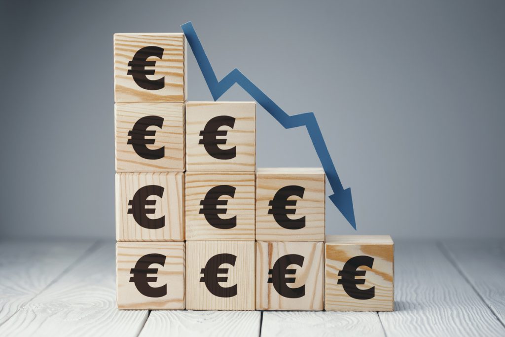 graphisme baisse versement allocations chômage